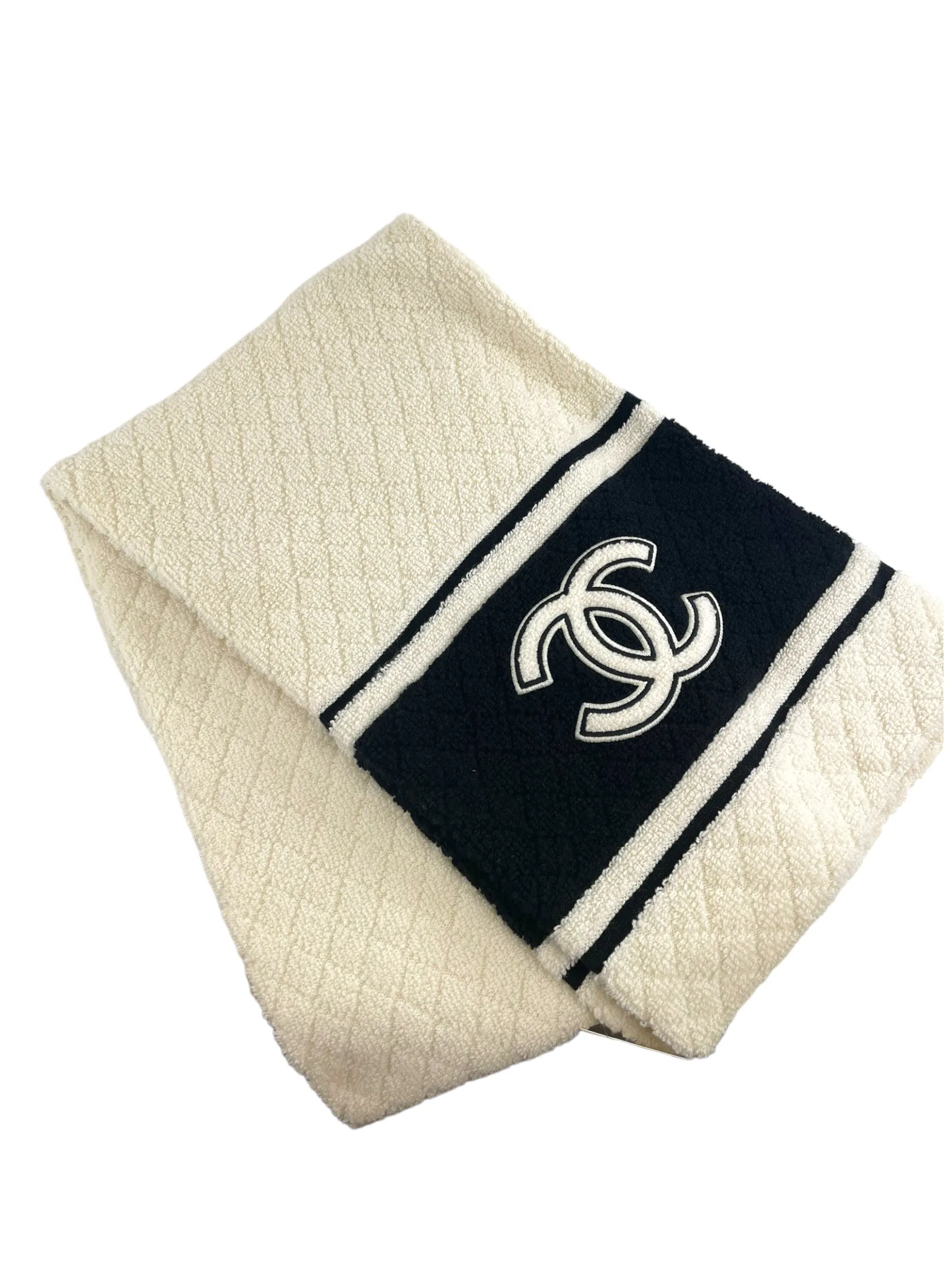 Chanel Black and White Cashmere Scarf